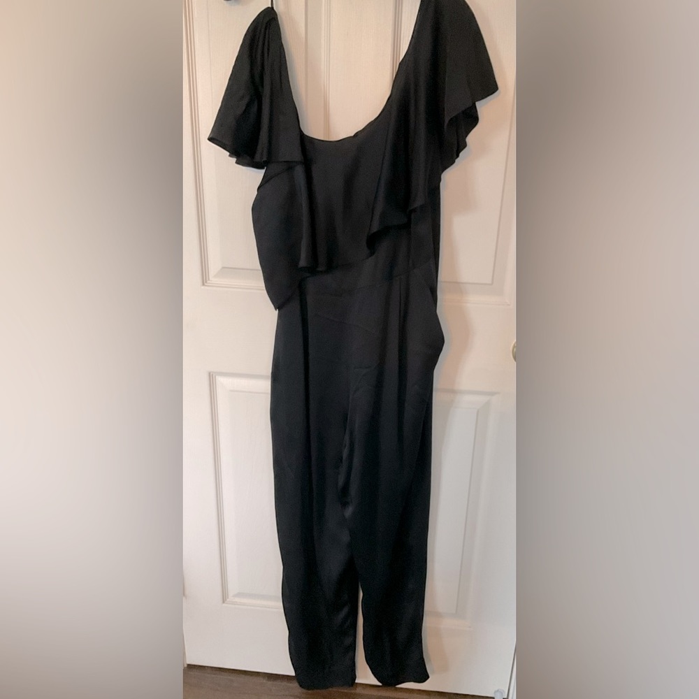 Gorgeous Designer Jill Stuart Trendy Asymmetrical Ruffle Black Jumpsuit Size 10